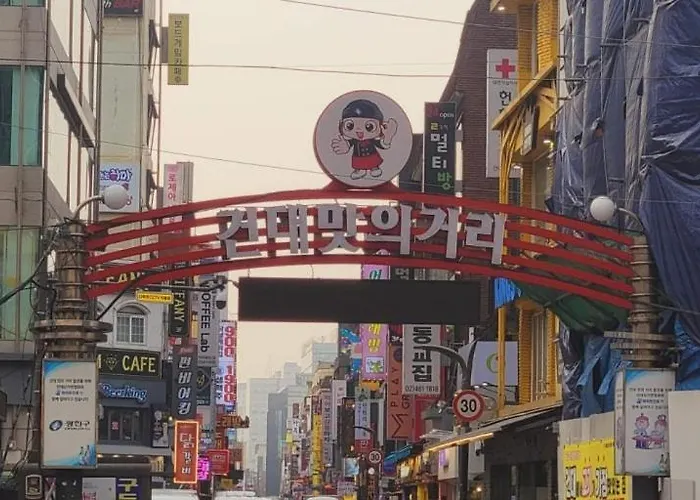 New 건대입구역 도보 3분 Juny House #성수 #kspo #ddp #강남 #경복궁 *